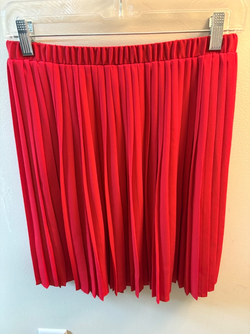 Red midi skirt Size small - Picture 7 of 7